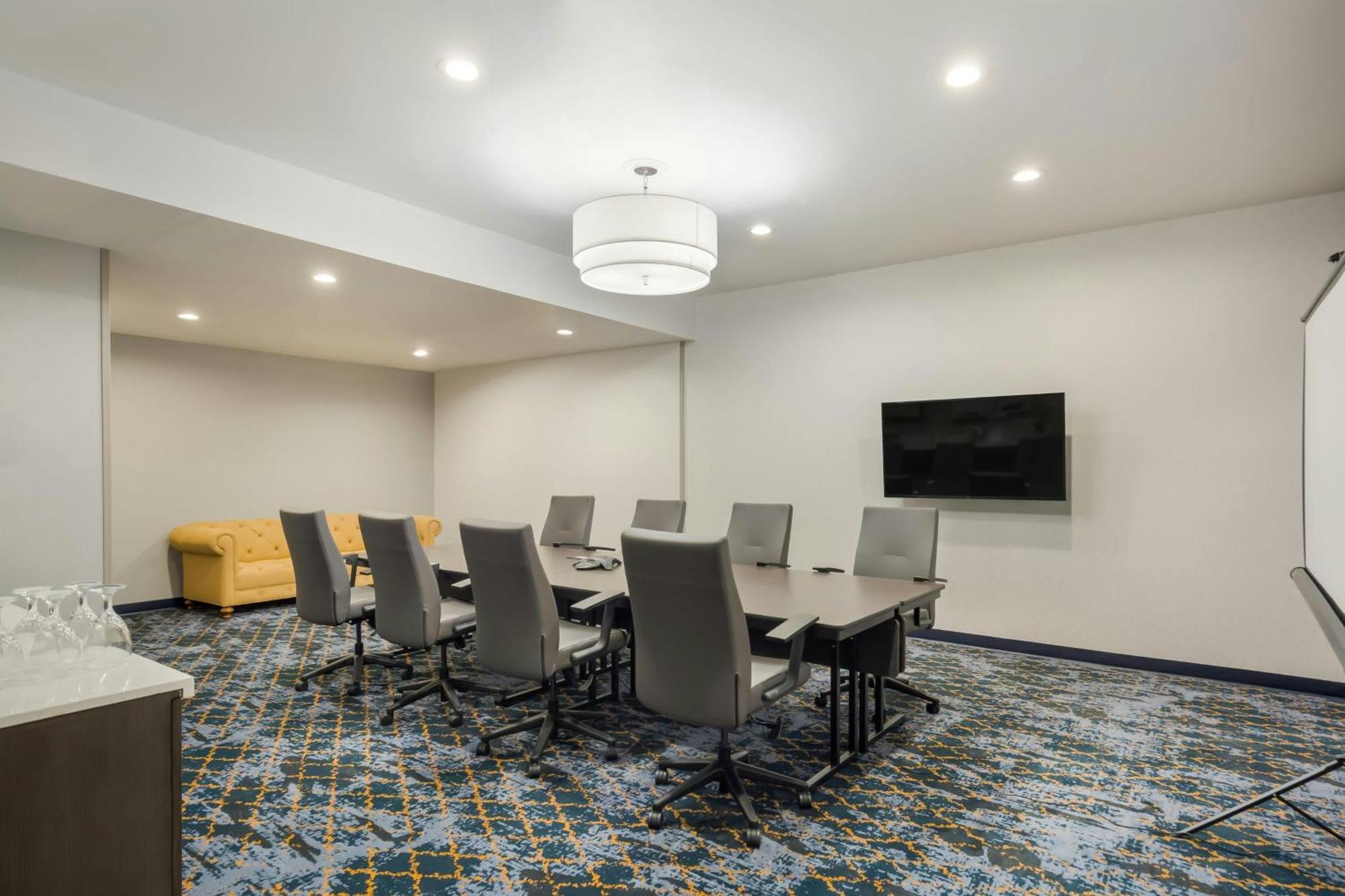 Отель Courtyard Rockaway-Mount Arlington Экстерьер фото