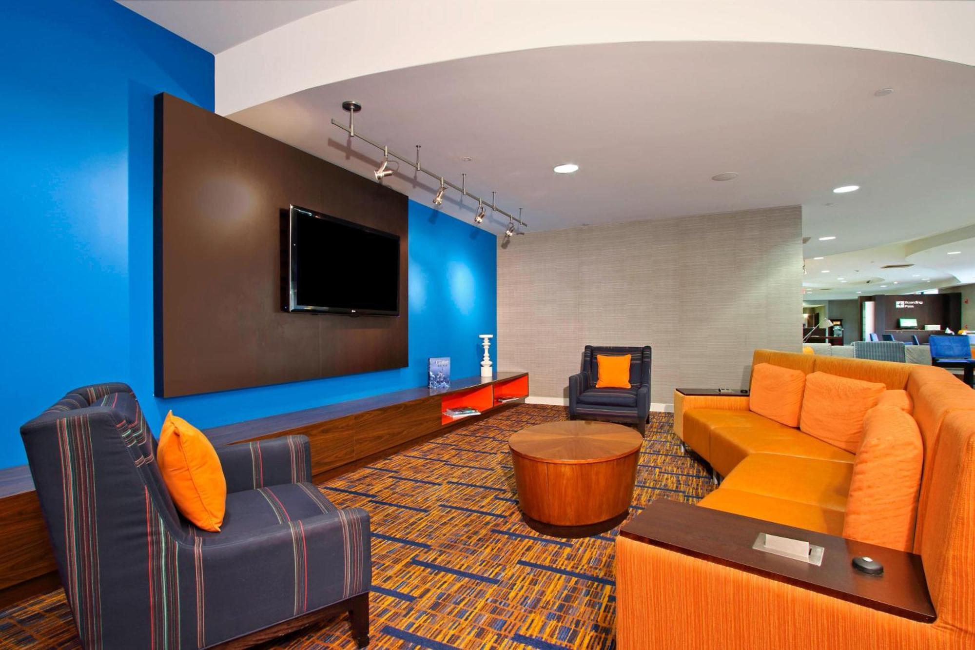 Отель Courtyard Rockaway-Mount Arlington Экстерьер фото
